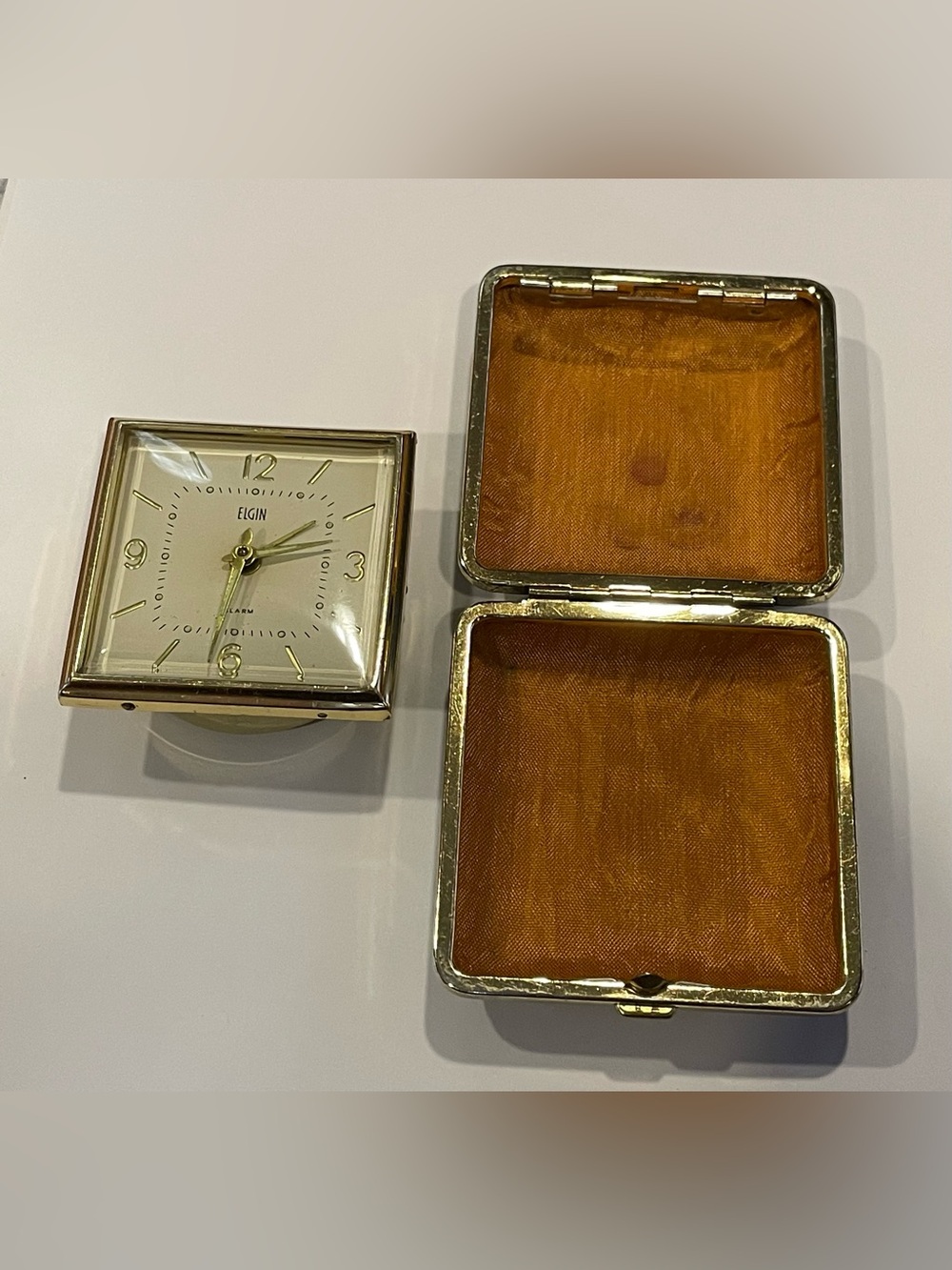 Elgin Clock w/ Box ~ WORKS  #0081